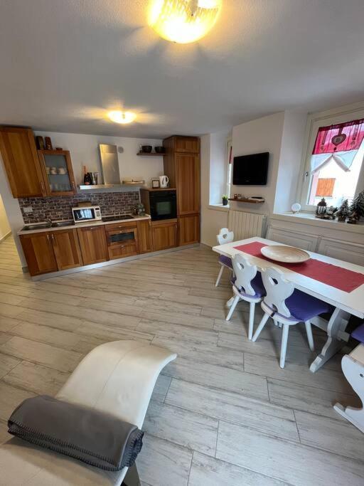Trilocale Con Vista Piste Da Sci Apartment Villa d'Allegno ภายนอก รูปภาพ
